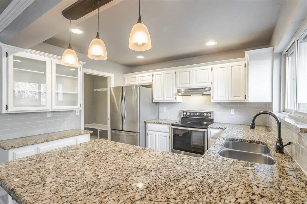 Photo 15 — 14016 Apache Drive, Edmond, OK 73013