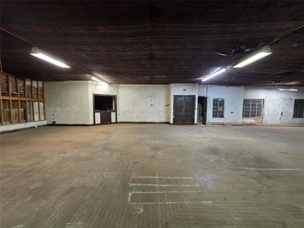 Photo 21 — 501 E Main Street, Shawnee, OK 74801
