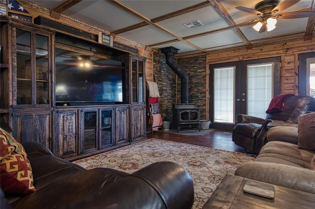 Photo 19 — 21303 E 990 Road, Foss Lake, OK 73647