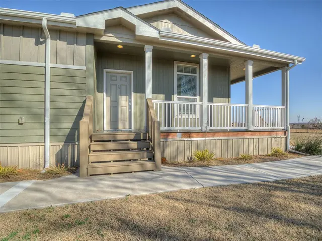 Photo 2 — 7601 SW 119th Street, Oklahoma City, OK 73173