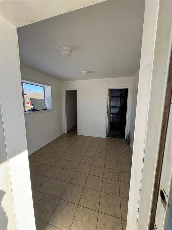 Photo 4 — 400 S Main Street, Elmore City, OK 73433