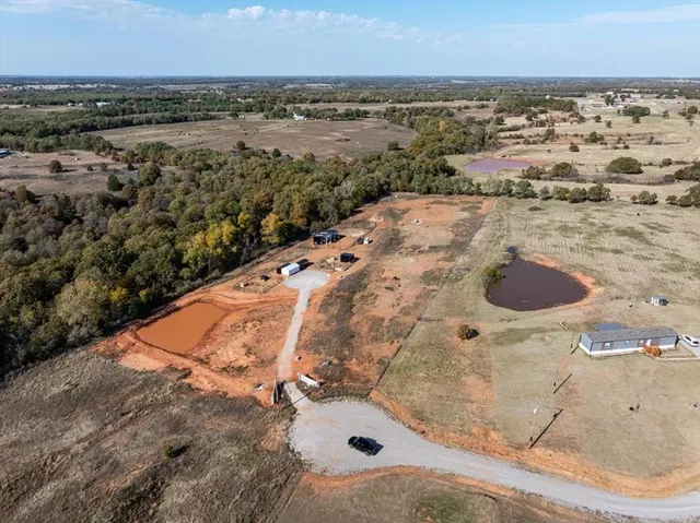 Photo 4 — 10529 184th Street, Lindsay, OK 73052