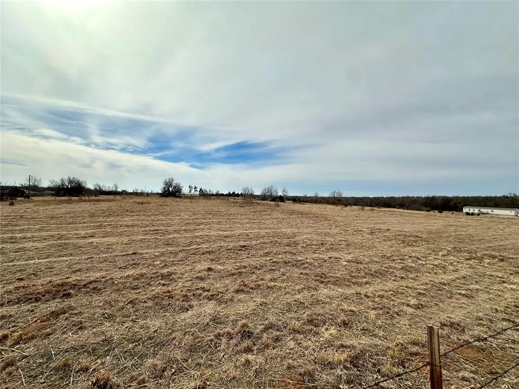 Photo 3 — county street 1335, Blanchard, OK 73010