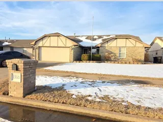 Sold home at 1353 NW 6th Place