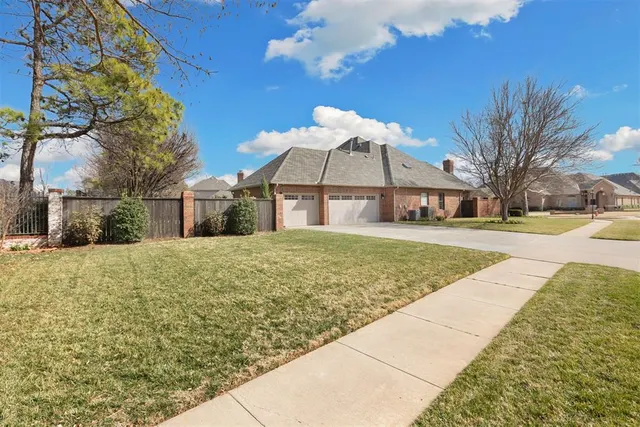 Photo 4 — 8009 NW 127th Circle, Oklahoma City, OK 73142