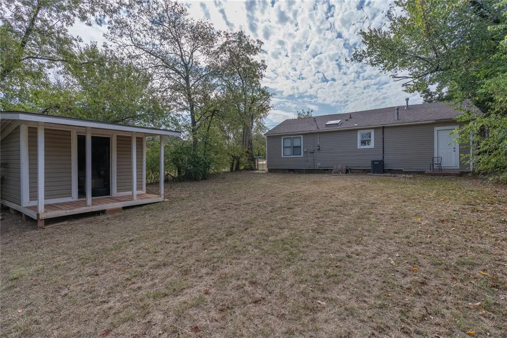 Photo 26 — 611 NW 95th Street, Oklahoma City, OK 73113