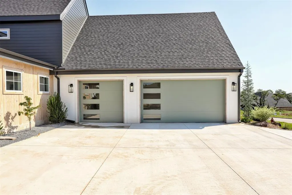 Photo 7 — 4541 Maple Ridge Drive, Edmond, OK 73034