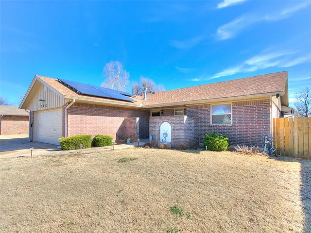 Photo 5 — 2612 N Markwell Avenue, Bethany, OK 73008