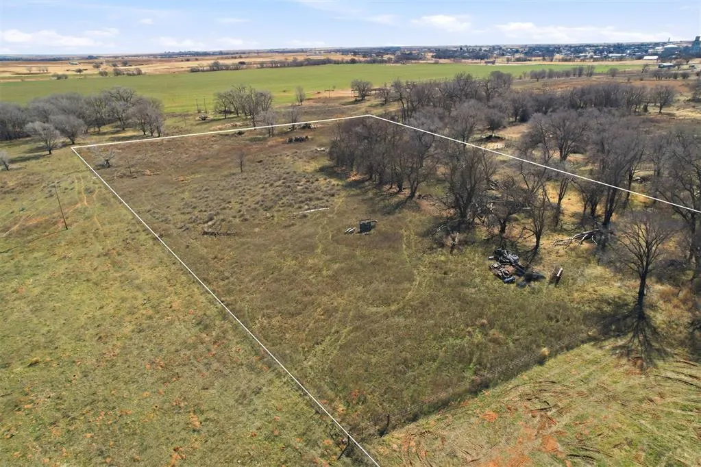 Photo 26 — 9448 N 2020 Road, Hammon, OK 73650