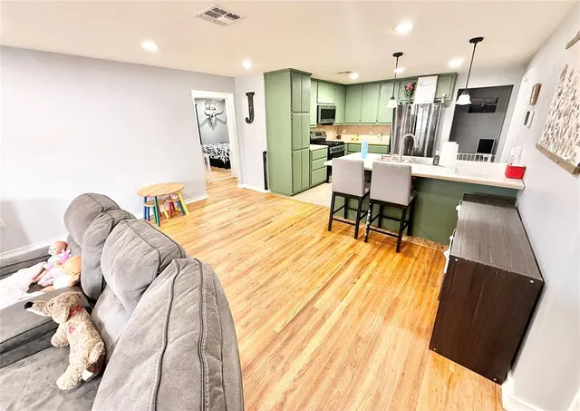 Photo 8 — 401 E Davis Street, Tipton, OK 73570