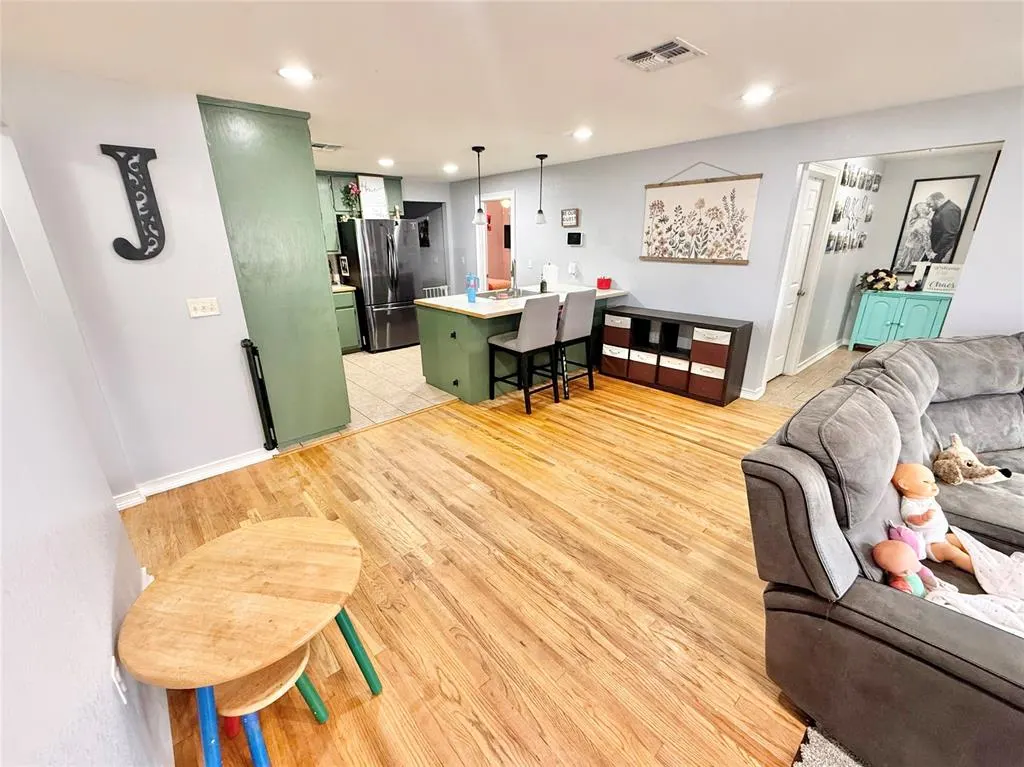 Photo 9 — 401 E Davis Street, Tipton, OK 73570