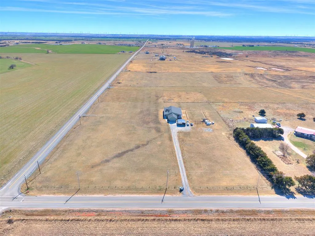 Photo 10 — 6125 Alfadale Street, Union City, OK 73090