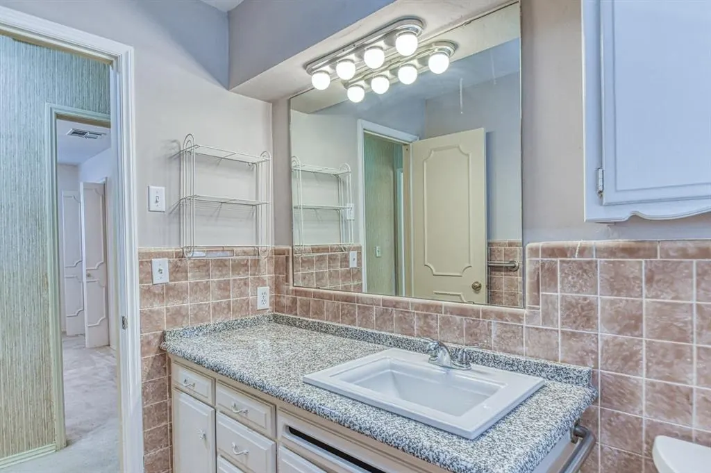 Photo 30 — 3209 NW 61st Terrace, Oklahoma City, OK 73112