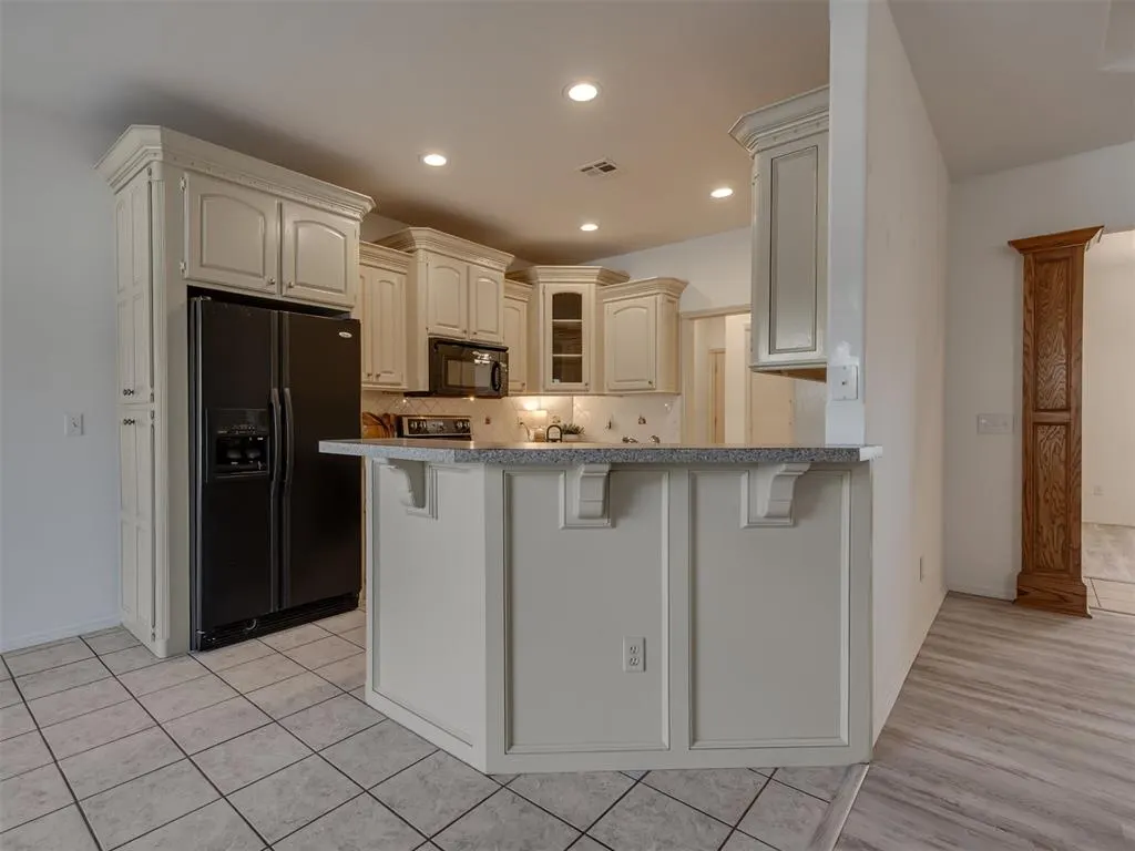 Photo 9 — 1509 Willow Road, Blanchard, OK 73010