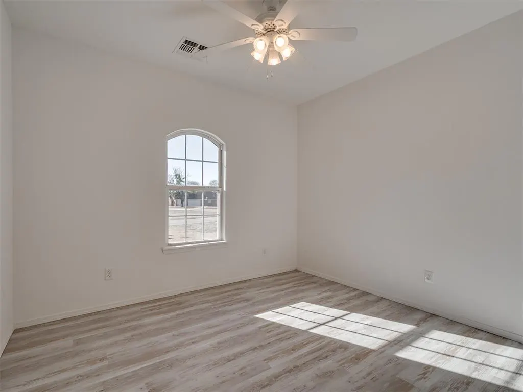 Photo 21 — 1509 Willow Road, Blanchard, OK 73010