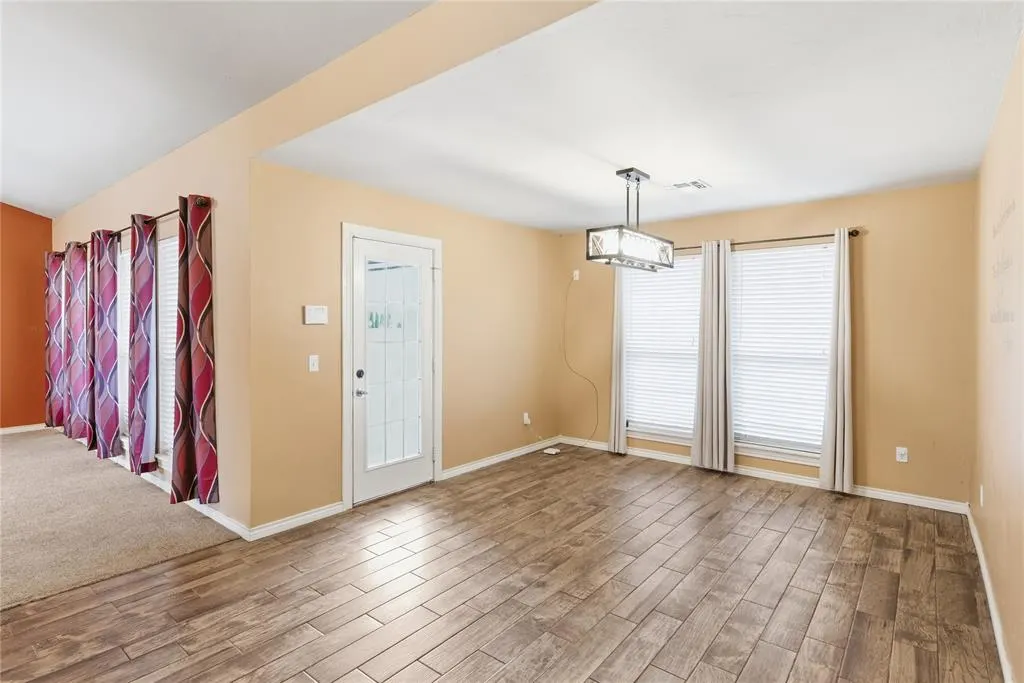 Photo 10 — 128 Eagle Circle, Elk City, OK 73644