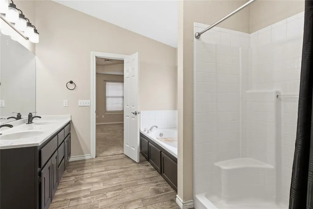 Photo 18 — 128 Eagle Circle, Elk City, OK 73644