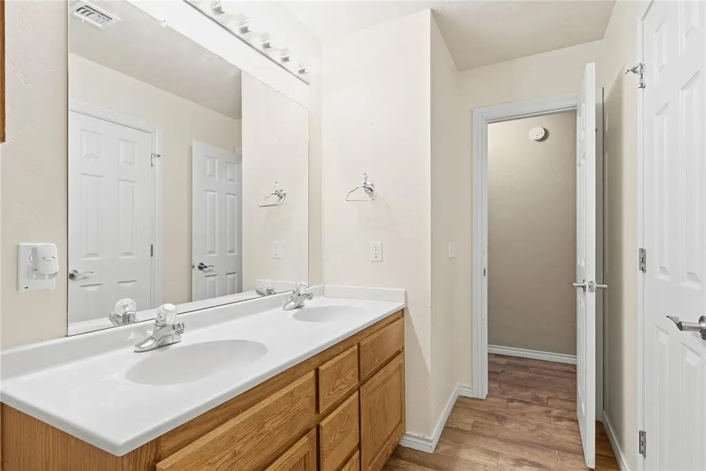 Photo 30 — 128 Eagle Circle, Elk City, OK 73644