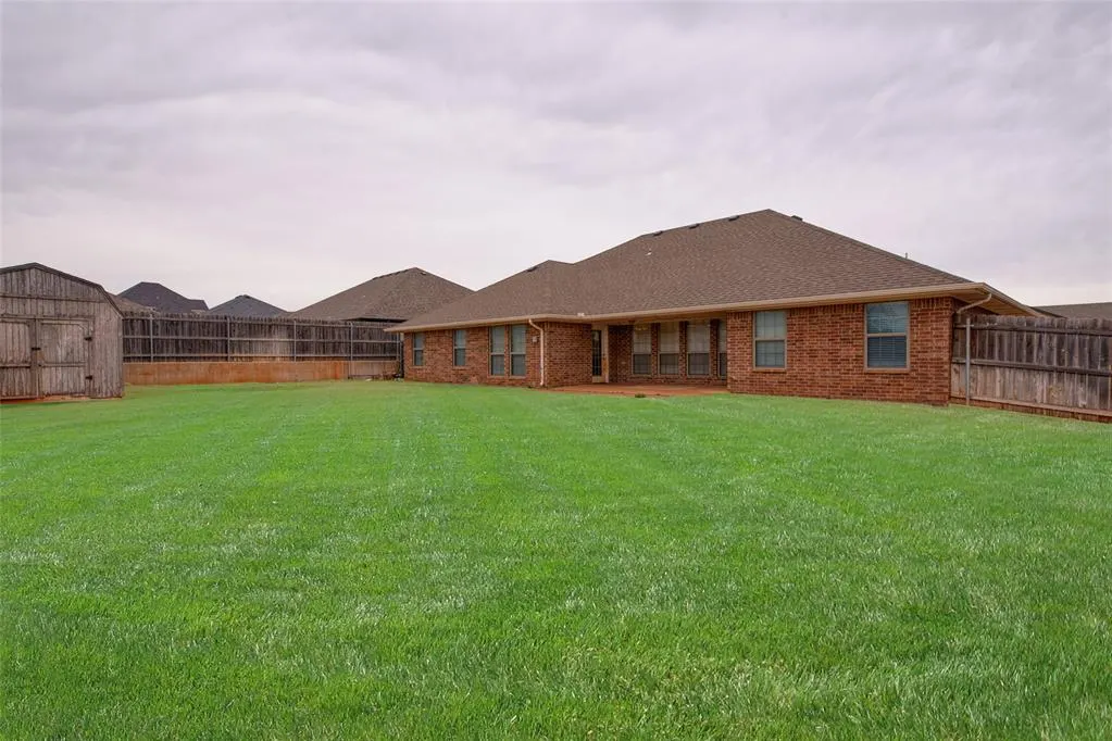 Photo 38 — 128 Eagle Circle, Elk City, OK 73644