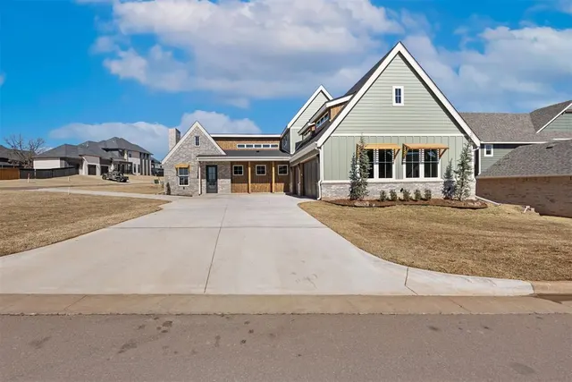 Photo 6 — 8101 Amber Ridge Drive, Edmond, OK 73034
