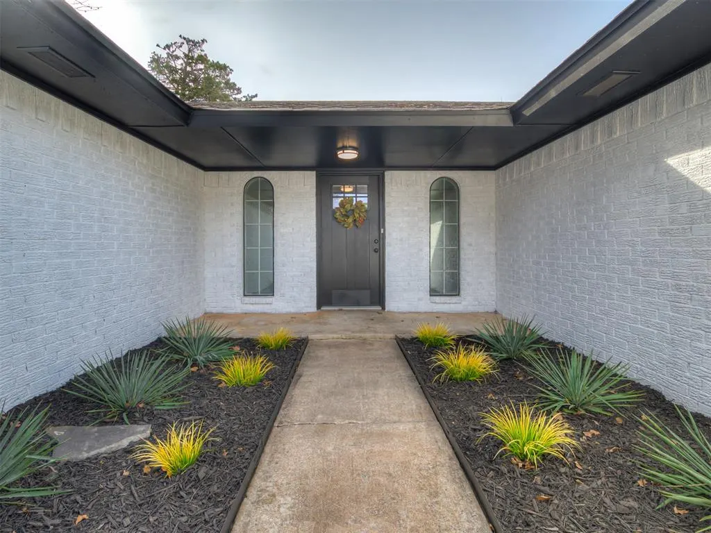 Photo 4 — 1724 Mimosa Lane, Newcastle, OK 73065