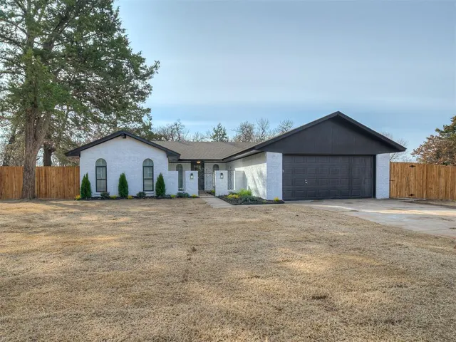 Photo 7 — 1724 Mimosa Lane, Newcastle, OK 73065
