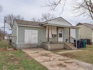 Sold home at 3300 S Goff Avenue