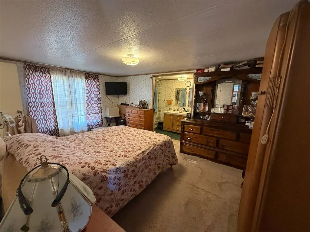 Photo 16 — 215 W K Street, Ringling, OK 73456