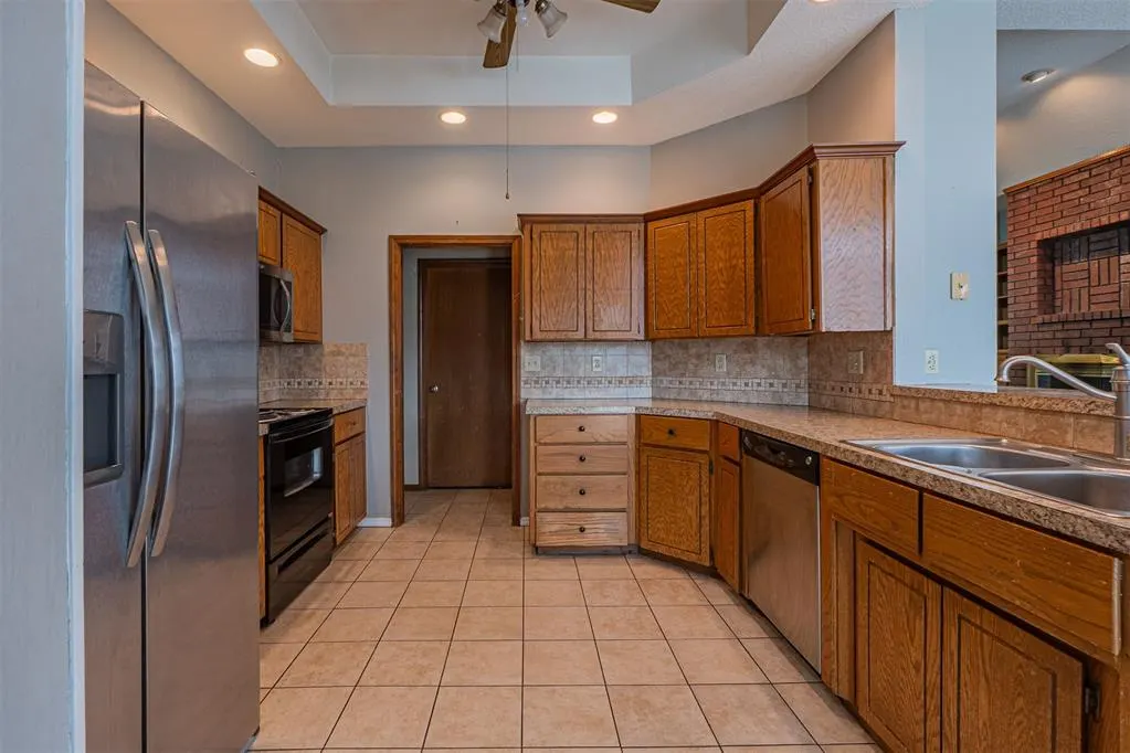 Photo 15 — 1514 Southern Hills Drive, Ardmore, OK 73401