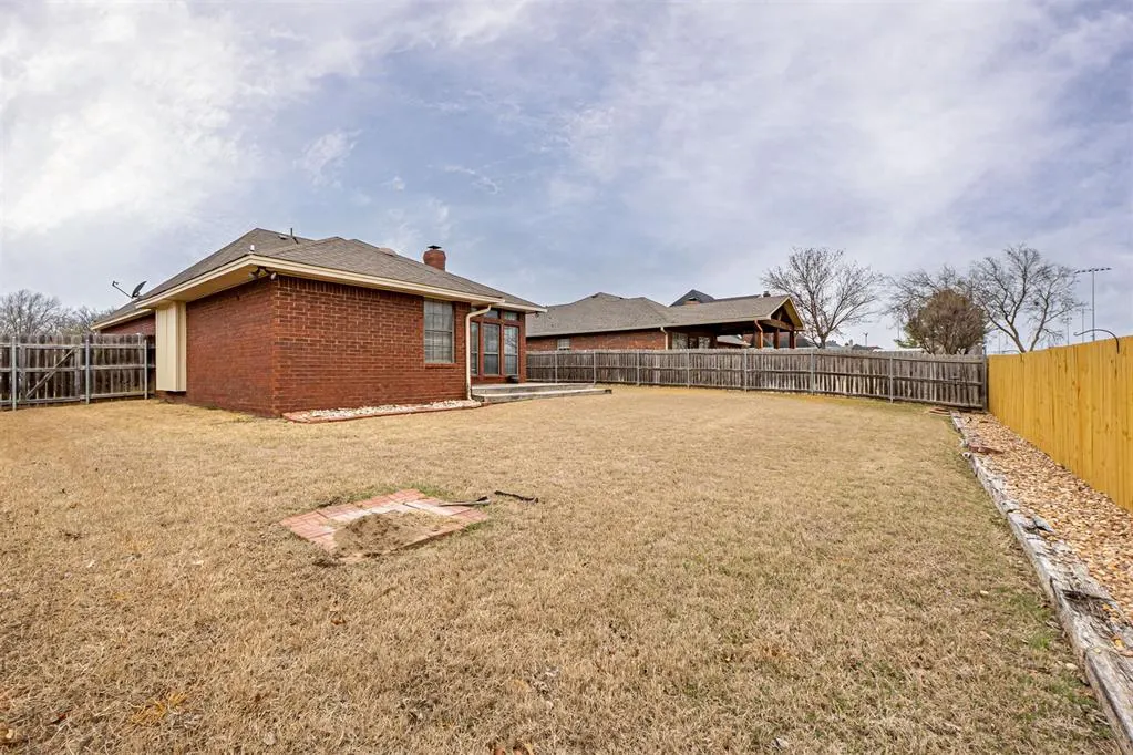 Photo 36 — 1514 Southern Hills Drive, Ardmore, OK 73401
