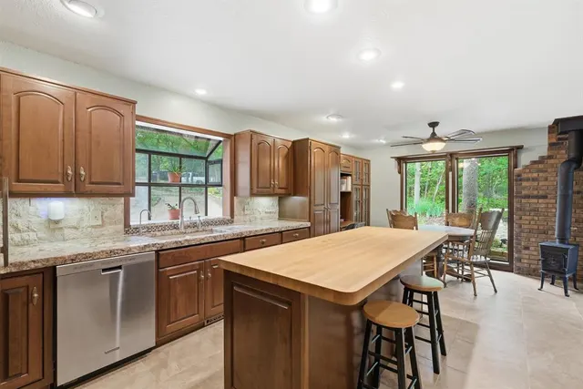 Photo 6 — 5832 Arrowhead Drive, Sand Springs, OK 74063