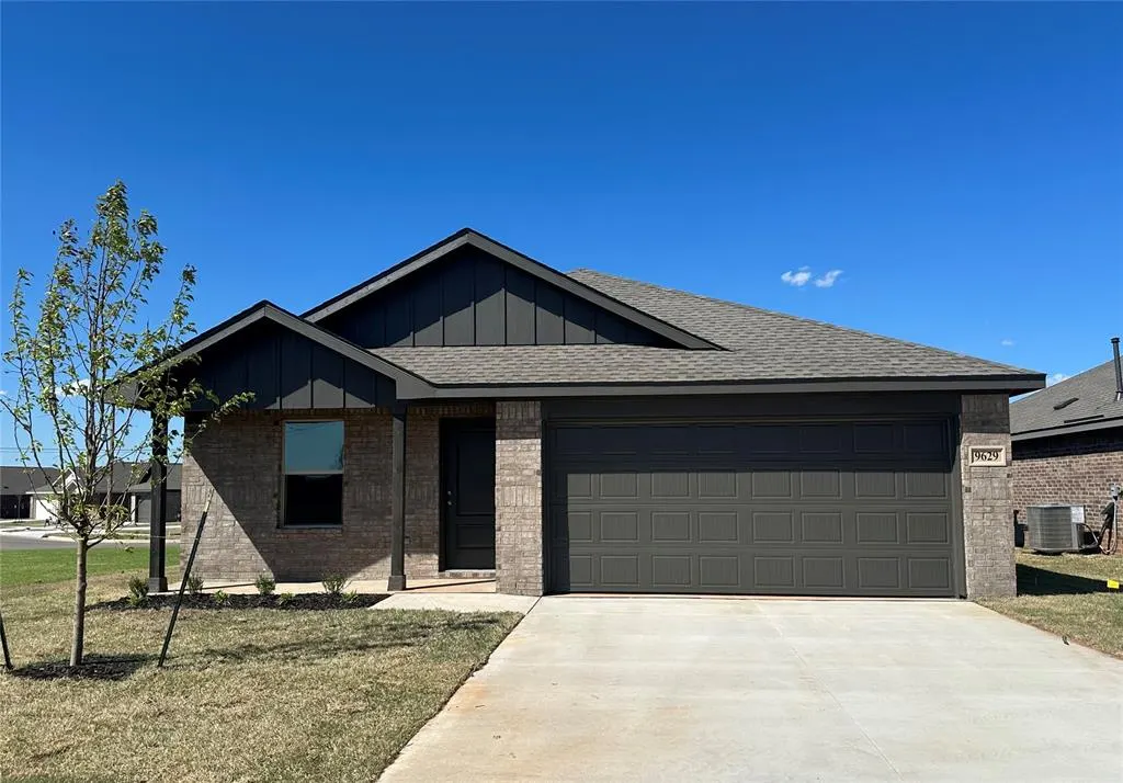 Front exterior — 9629 NW 123rd Street, Yukon, OK 73099