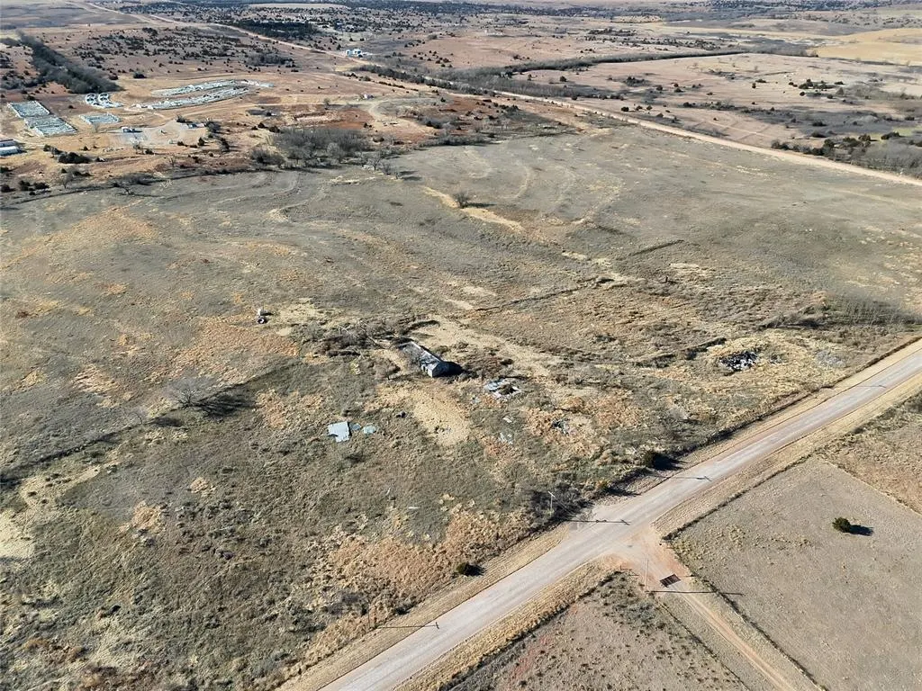 Photo 7 — 9634 N 1690 Road, Reydon, OK 73660