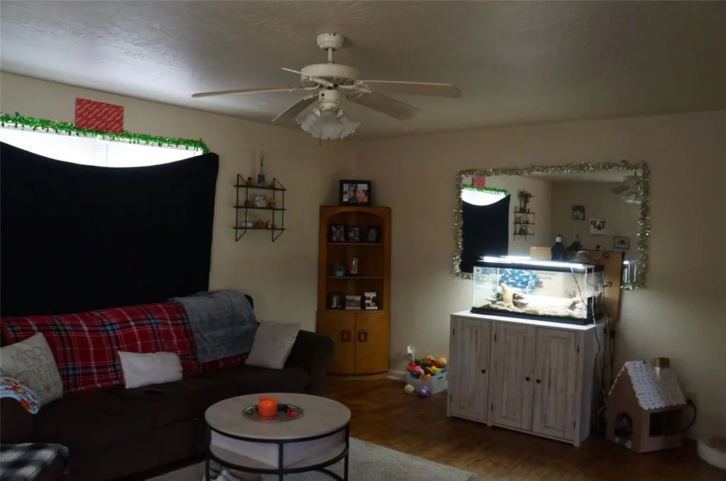 Photo 3 — 324 W Comanche Street, Purcell, OK 73080