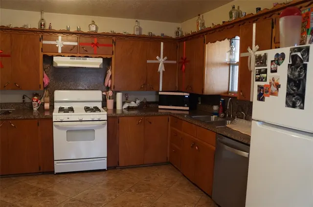 Photo 4 — 324 W Comanche Street, Purcell, OK 73080