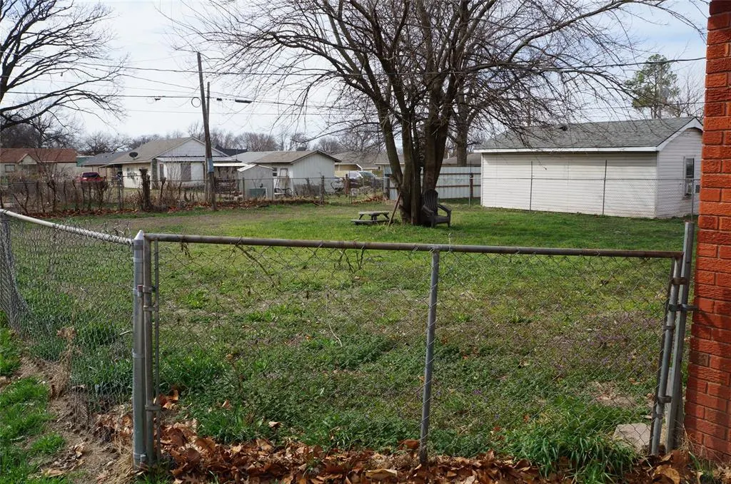 Photo 10 — 324 W Comanche Street, Purcell, OK 73080