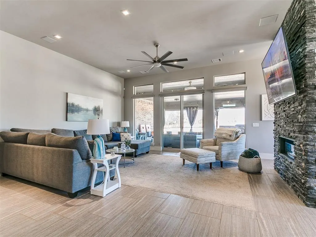 Photo 7 — 4849 Hillcrest Lane, Edmond, OK 73025
