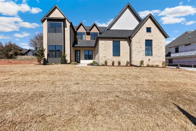Front exterior — 8201 Amber Ridge Drive, Edmond, OK 73034