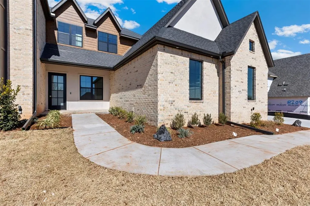 Photo 7 — 8201 Amber Ridge Drive, Edmond, OK 73034