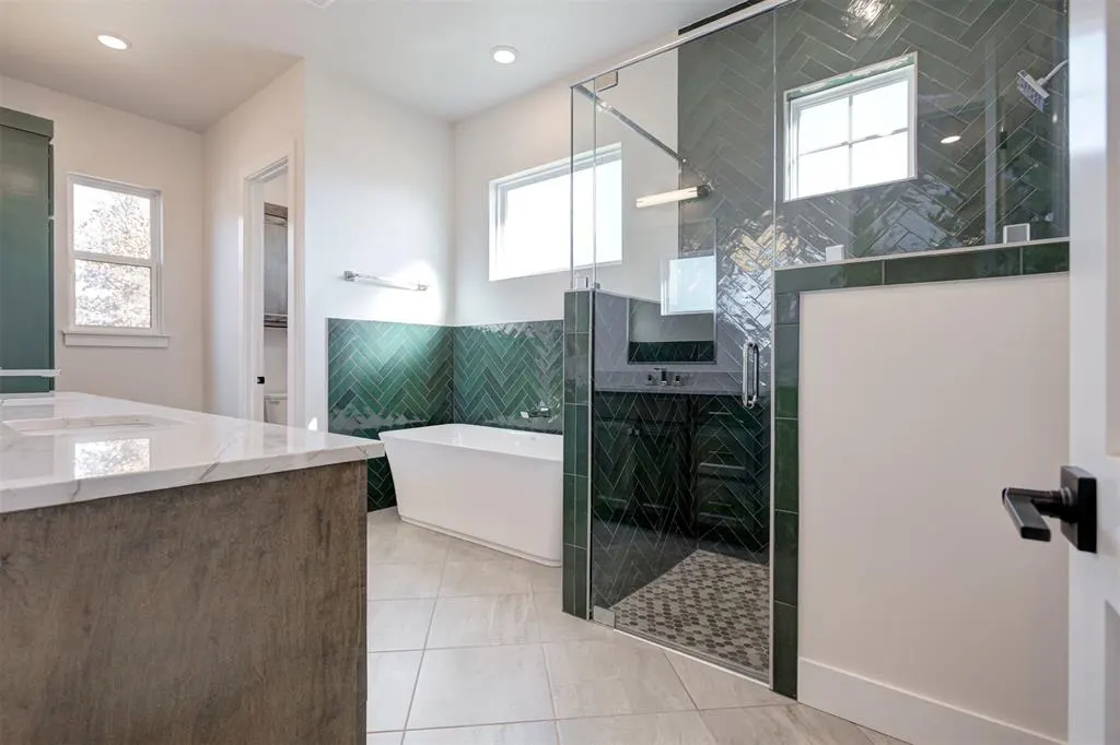 Photo 28 — 8001 Amber Ridge Drive, Edmond, OK 73034