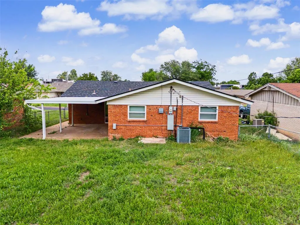 Photo 5 — 1000 NW 104th Street, Oklahoma City, OK 73114