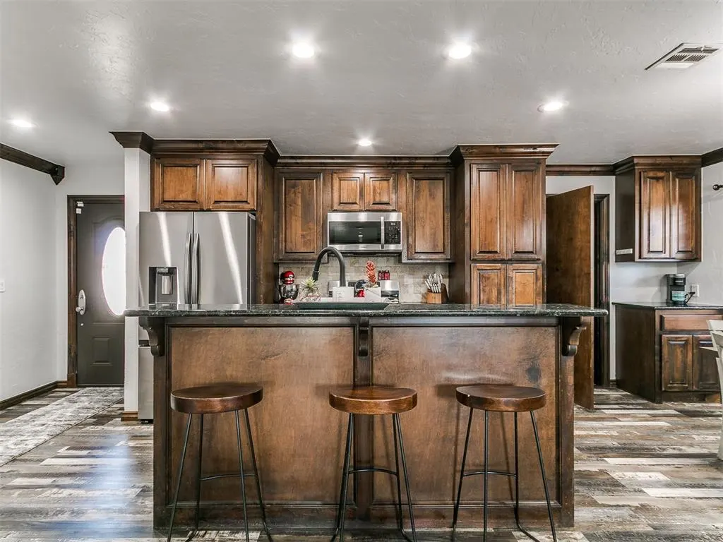 Photo 8 — 2916 SW 125th Street, Oklahoma City, OK 73170