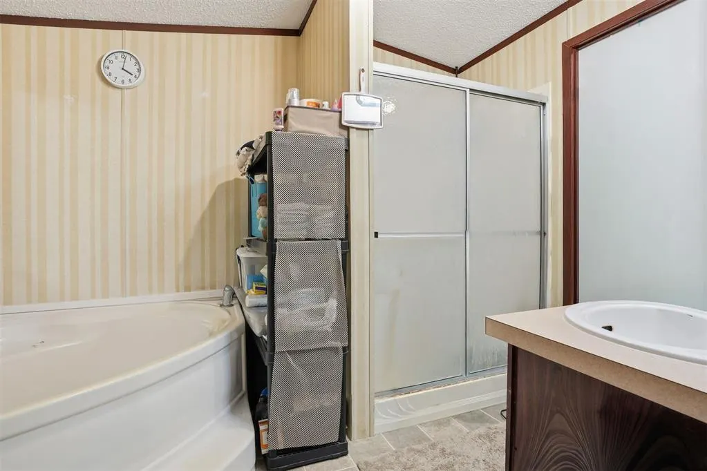 Photo 9 — 919 S Maple Avenue, Erick, OK 73645