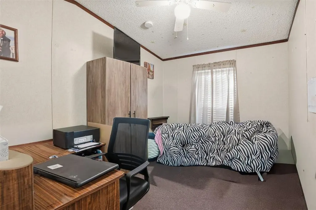Photo 10 — 919 S Maple Avenue, Erick, OK 73645