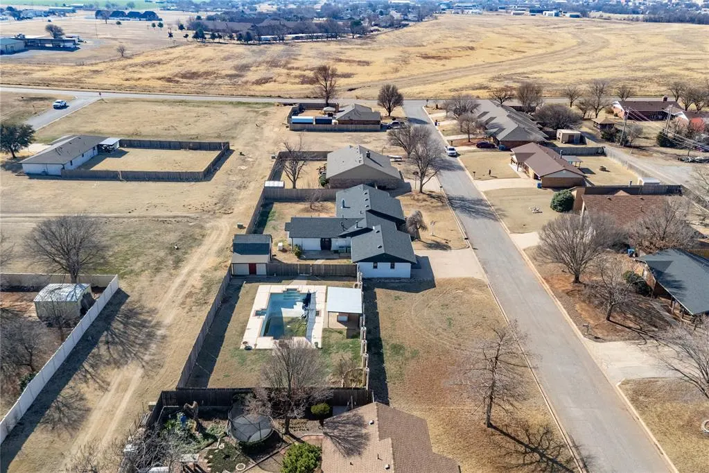 Photo 37 — 1407 Partridge Lane, Cordell, OK 73632