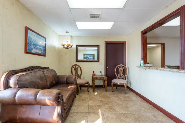 Photo 6 — 1501 N Shawnee Avenue, Shawnee, OK 74804