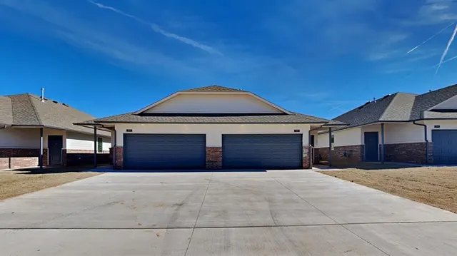 Front exterior — 3806 Franks Way, Bethany, OK 73008
