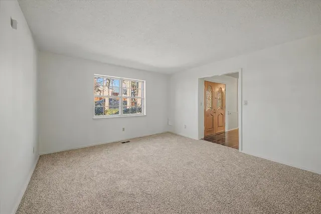 Photo 5 — 2908 N Moulton Drive, Oklahoma City, OK 73127