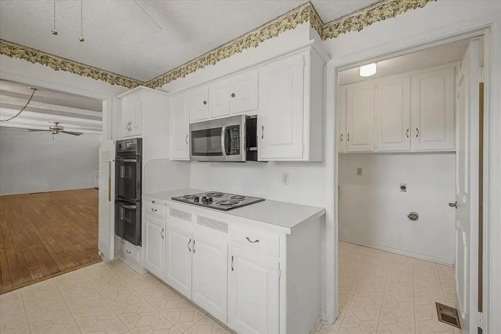 Photo 11 — 2908 N Moulton Drive, Oklahoma City, OK 73127