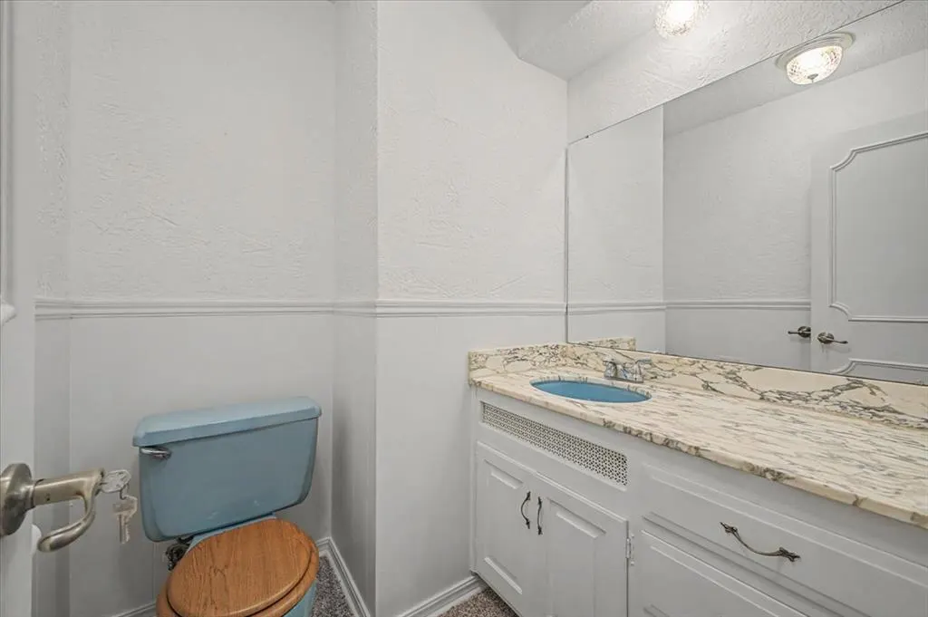 Photo 12 — 2908 N Moulton Drive, Oklahoma City, OK 73127